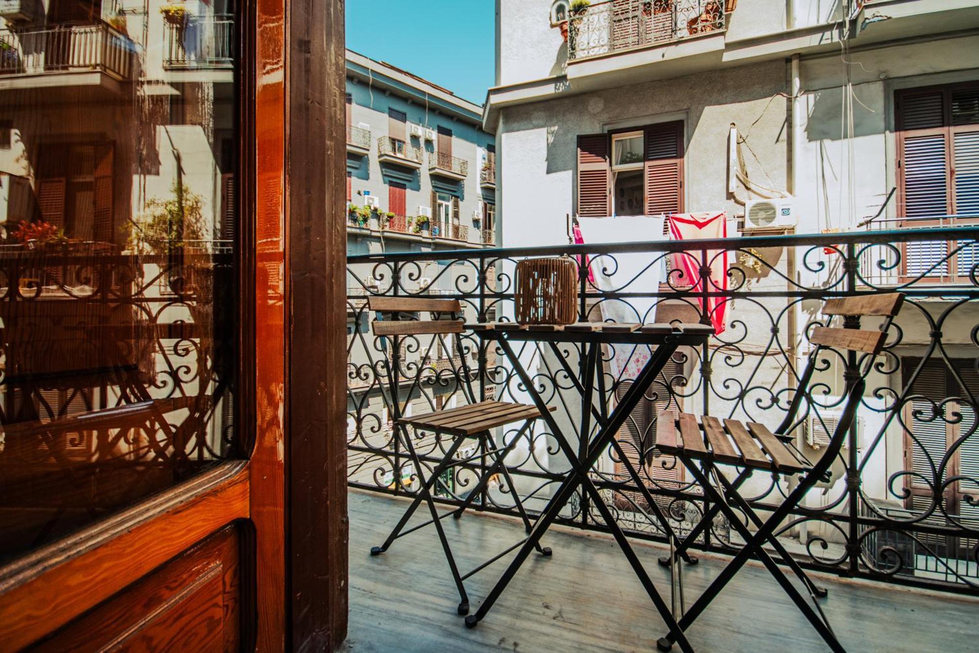 B&B Lara'S Home By I Borbone Nápoles Exterior foto