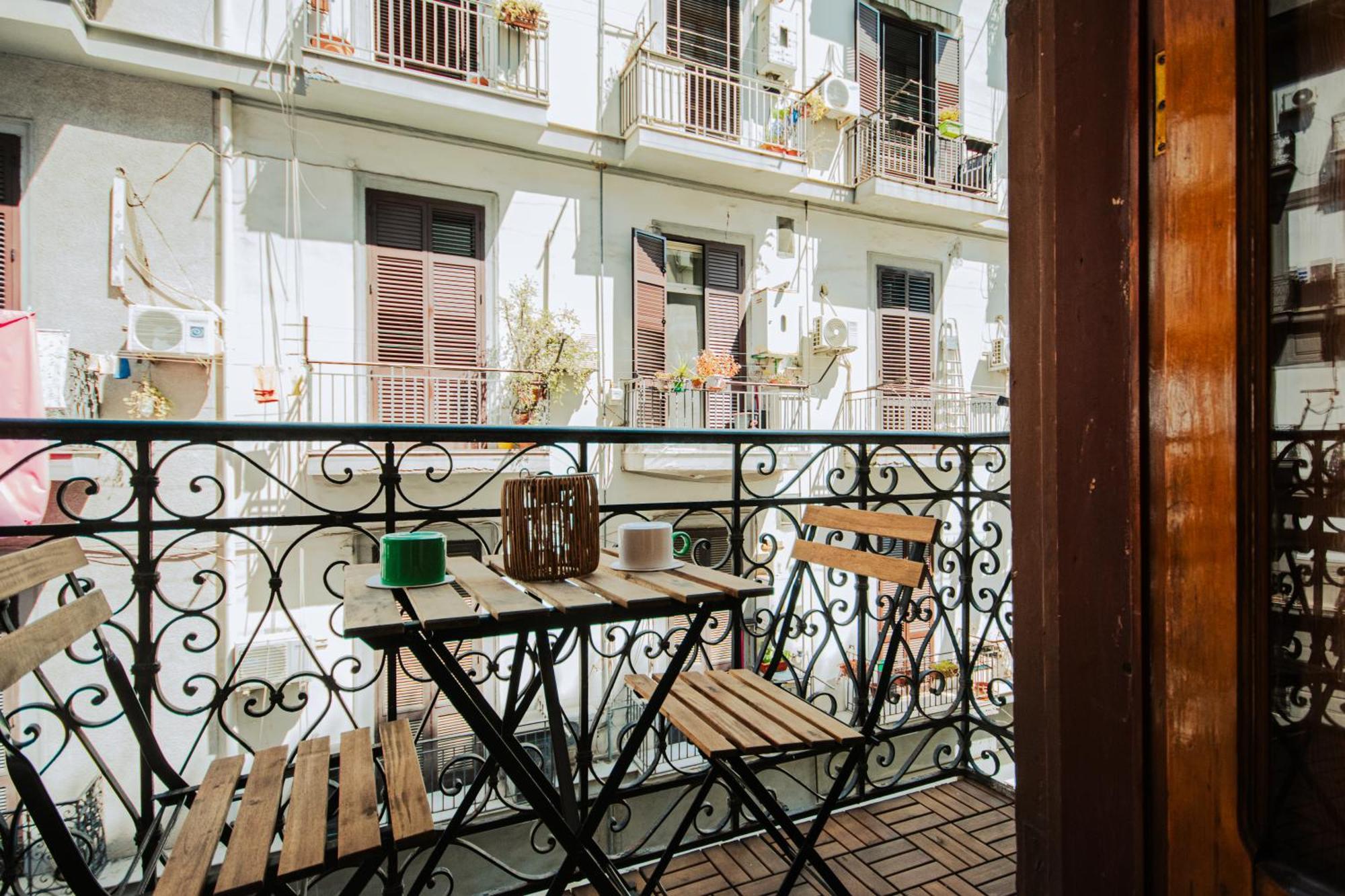 B&B Lara'S Home By I Borbone Nápoles Exterior foto